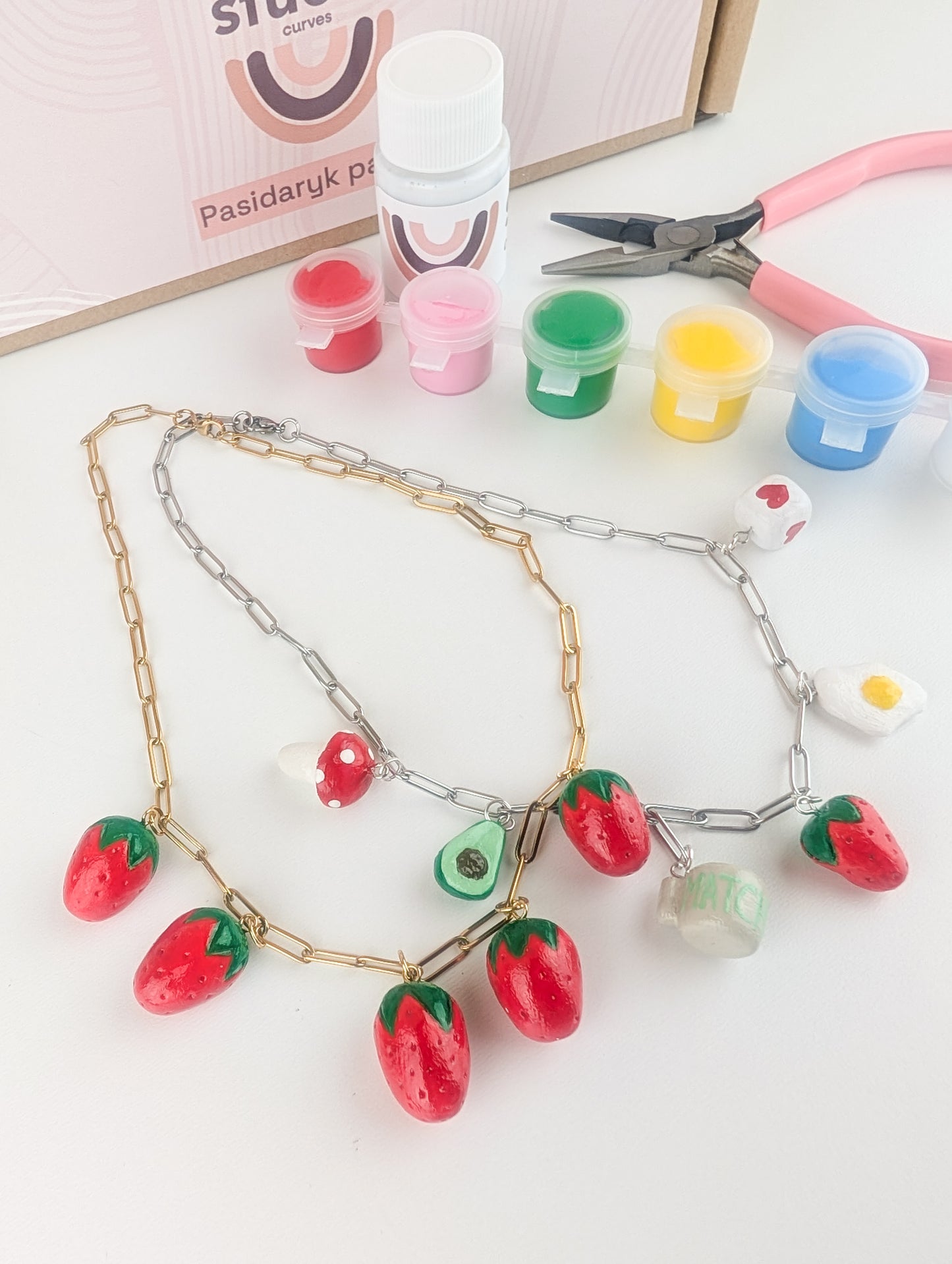 pasidaryk pats kūrybinis pakabuko rinkinio galutiniai gaminiai pavyzdžiai, ode džiūstančio molio rinkinys
