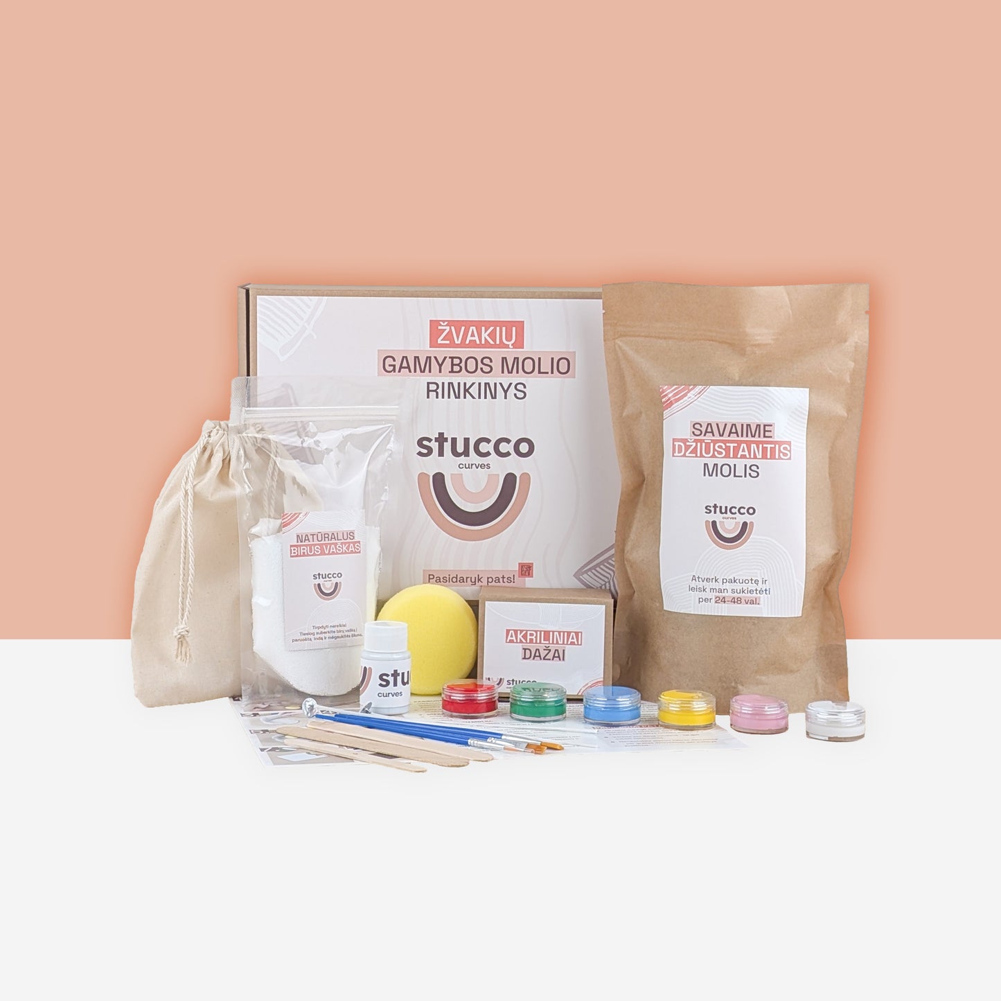 Ore savaime džiūstantis molis ir pilnas rinkinys skirtas formuoti dekoracijas, aukštos kokybės iš Europos. Tinkamas vaikams ir suaugusiems, dovanoms, pasidayk pats, terapijai. SU biriu vašku skirtu žvakių lipdymui, žaismingom akrilinem spalvom